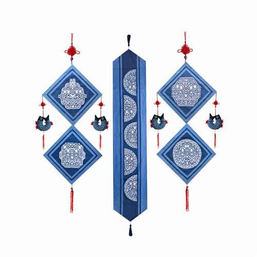 Wu's Blue-and-White World