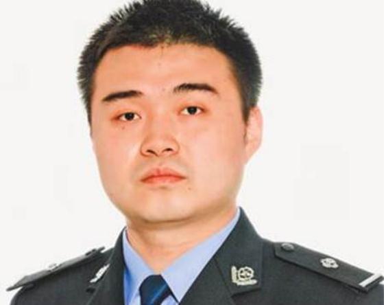 "英雄狱警"刘彦:凭着警察的本能冲上去,再没回来