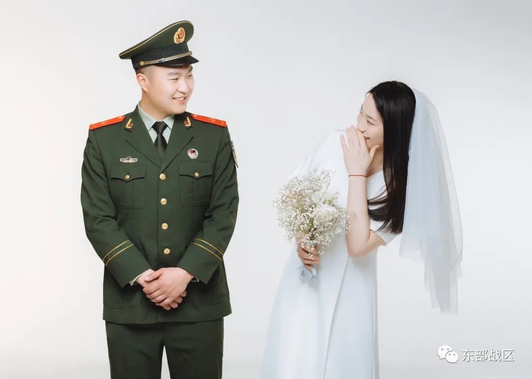 武警警士与排球女将的浪漫军恋你慕了吗