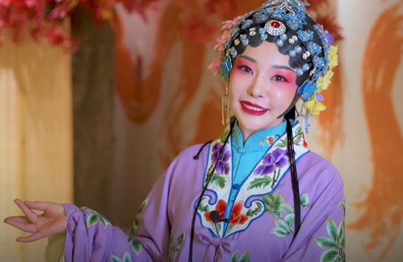 Vintage Chic Three Peking Opera