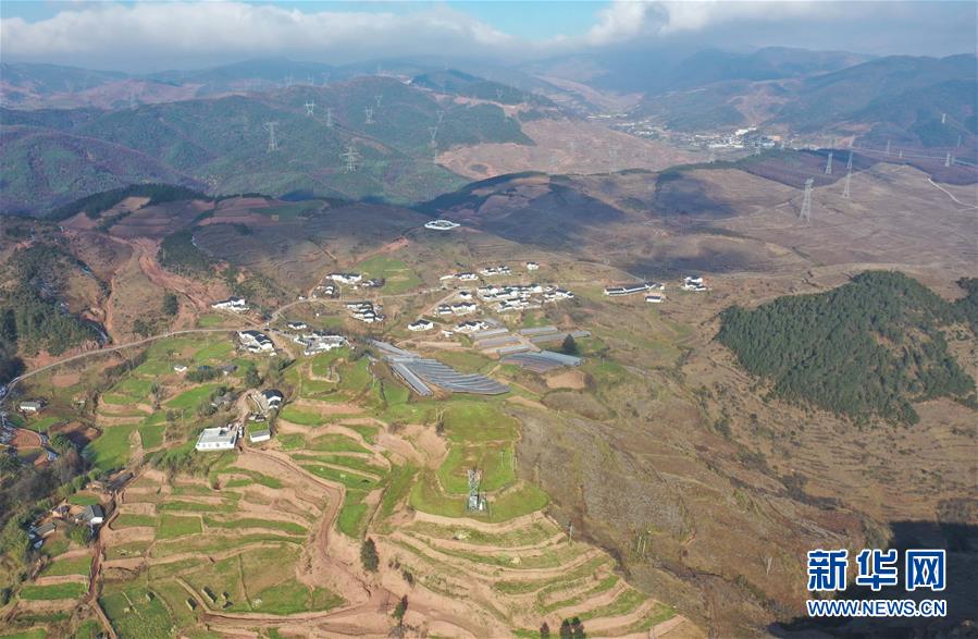 （决战决胜脱贫攻坚·图文互动）（2）爬最高的山，啃最硬的骨头——四川凉山坚决攻克脱贫攻坚最后堡垒